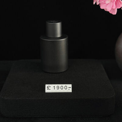 High Contrast Mini Price Tag Cubes Triangular 5x3mm for Jewellery Display