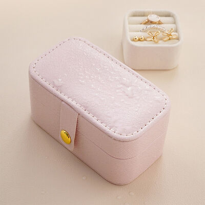 Portable Pearlescent Mauve Pink Jewelry Organizer Box for Travel Convenience in PU Material