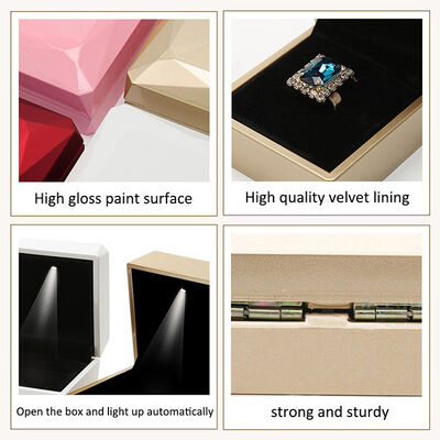 Customized Spray Paint Box Gift Packaging LED Light Jewelry Box
