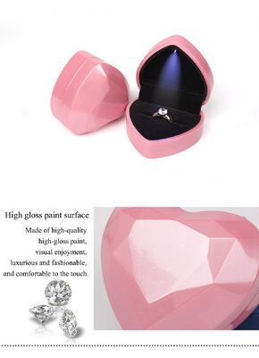 LED Light Rings Jewelry Packaging Boxes Customizable 7.2*6.6*4.5cm