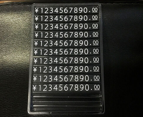 Customizable 3D Digital Convex Plastic Watch Display Stand with Pricing Cubes