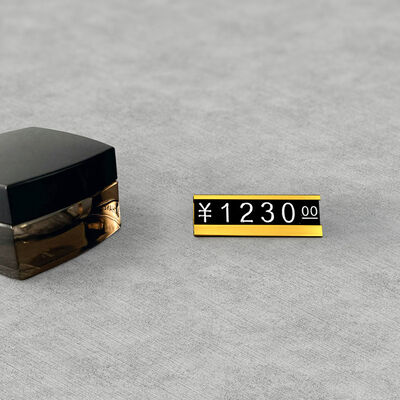 S Metal Base Plastic Lettering Jewelry Price Cubes In Shopping Mall