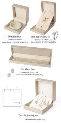 PU Leather Fabric Gold Ring Packaging Box Customized With Statin Lining